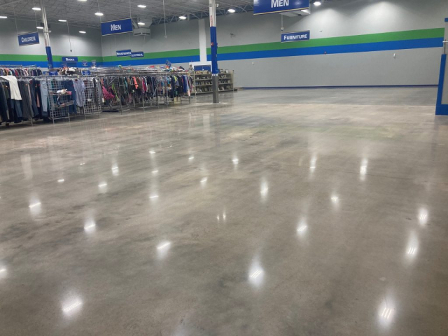Polished concrete, polish concrete flooring, retail floor polish, concrete floor repair, Industrial Applications Inc., TeamIA, Flooring contractor Memphis TN, Memphis TN