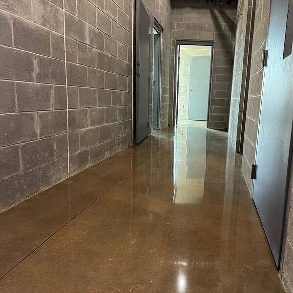 Kennel areas required detailed hand grinding along thousands of feet of block wall edges. Our team also hand polished around drains and navigated inconsistent, uneven concrete throughout the space. This type of work demands precision, patience, and experience to get right.